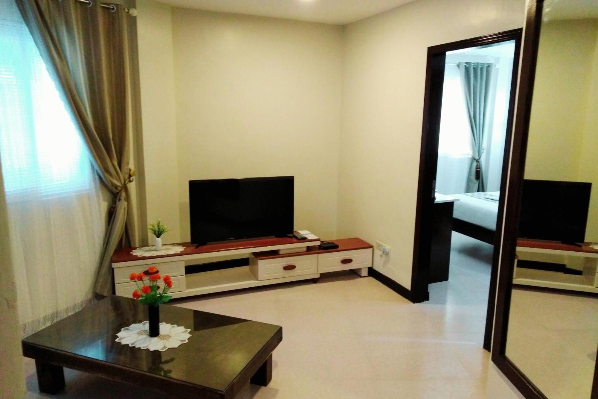 Venezia Suites Hotel Iloilo Szoba fotó