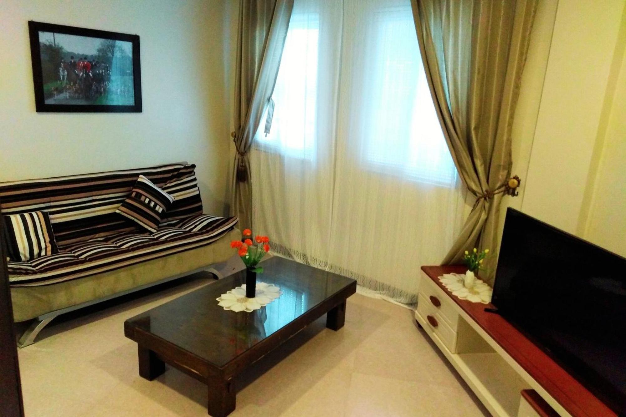 Venezia Suites Hotel Iloilo Szoba fotó