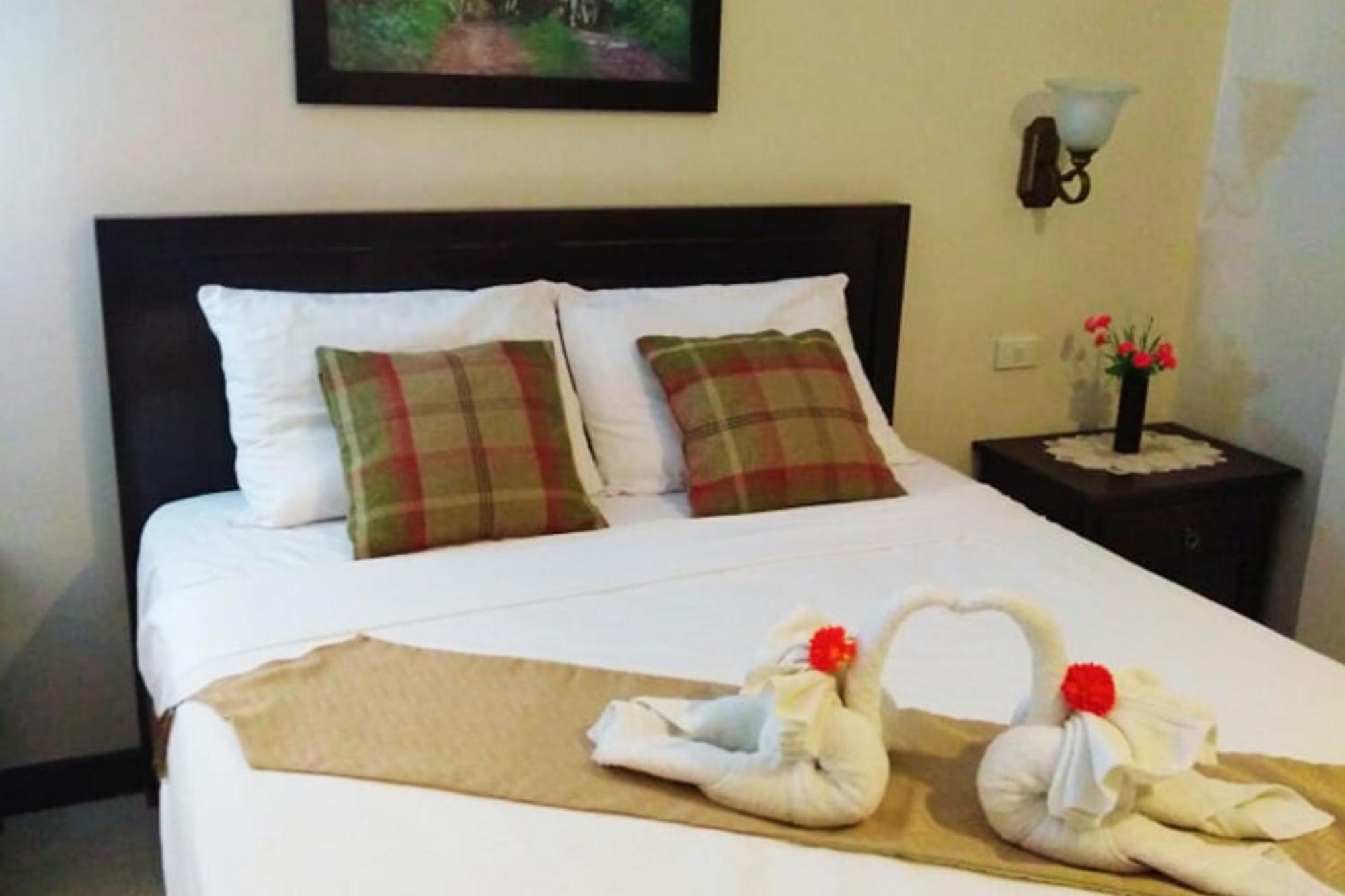 Venezia Suites Hotel Iloilo Szoba fotó
