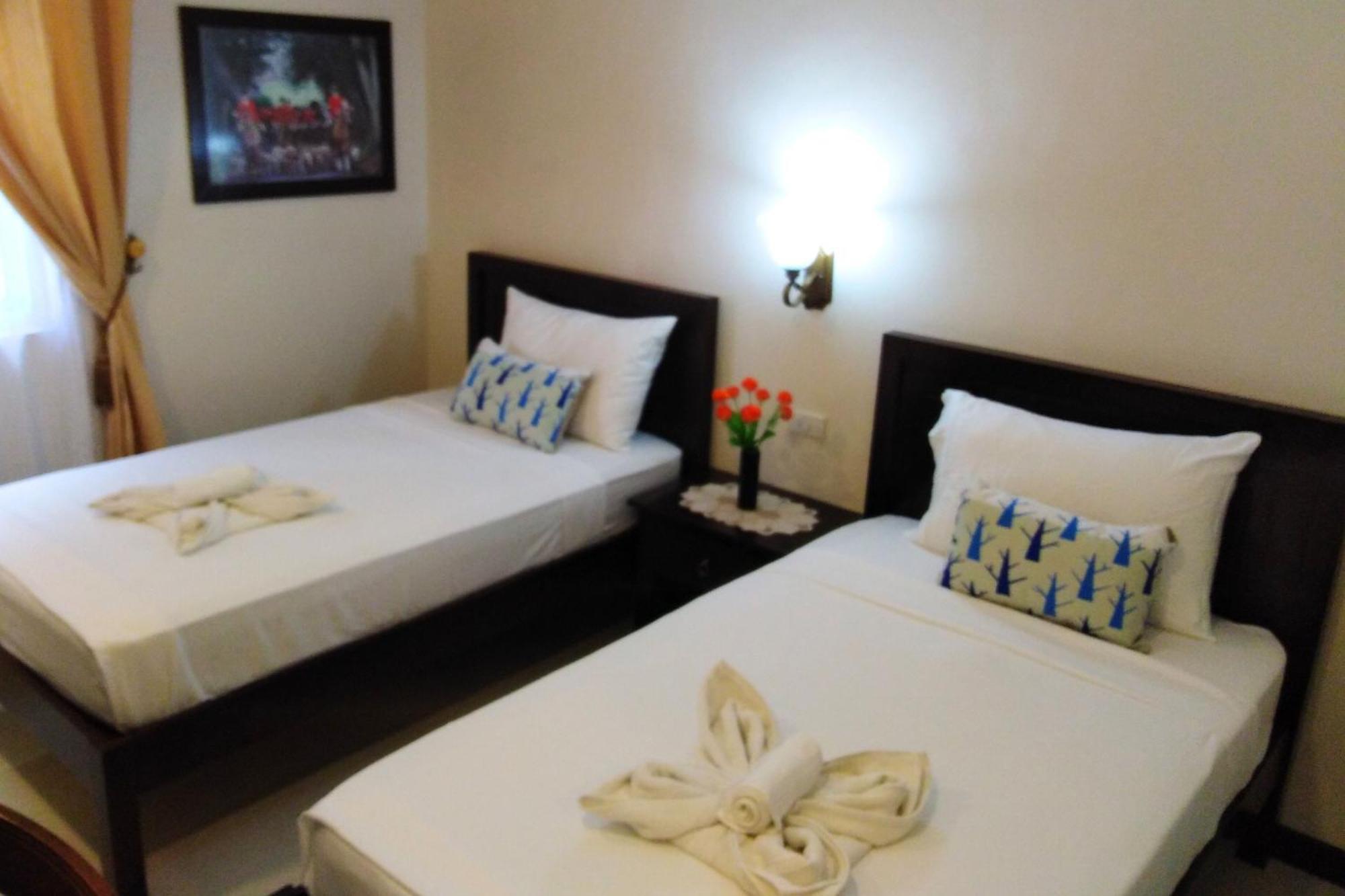 Venezia Suites Hotel Iloilo Szoba fotó