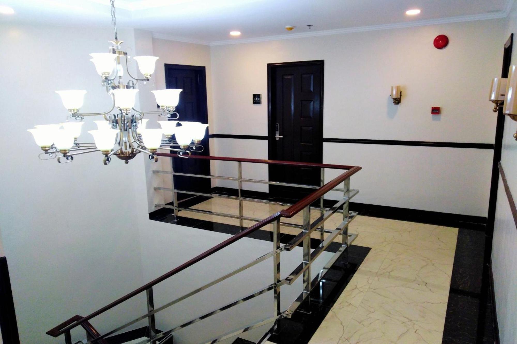 Venezia Suites Hotel Iloilo Kültér fotó